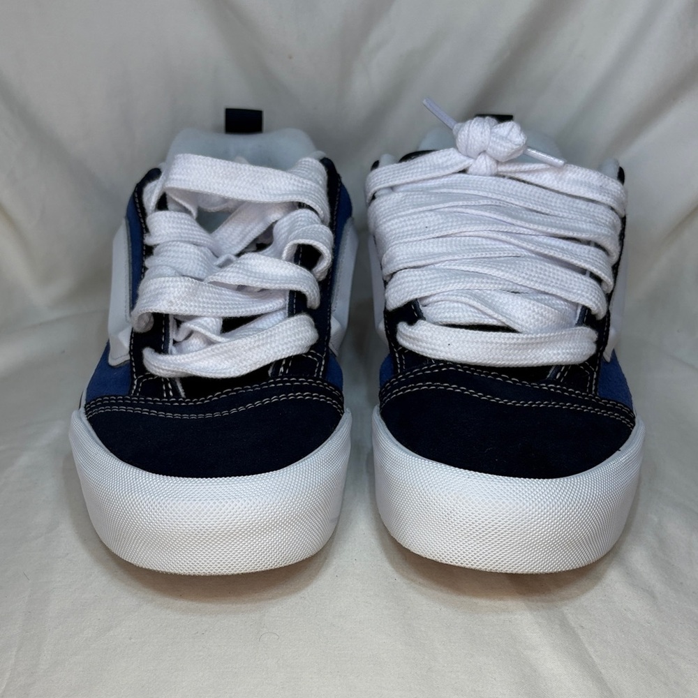 Vans Knu Skool Skate Shoe Navy True White Low-Top Sneakers - Picture 5 of 9